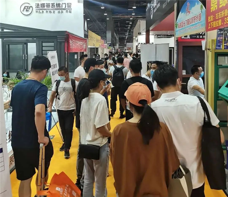 廣州遮陽(yáng)門窗展今日開(kāi)展,人氣爆棚! 展會(huì)新聞 第8張-聯(lián)拓創(chuàng)意