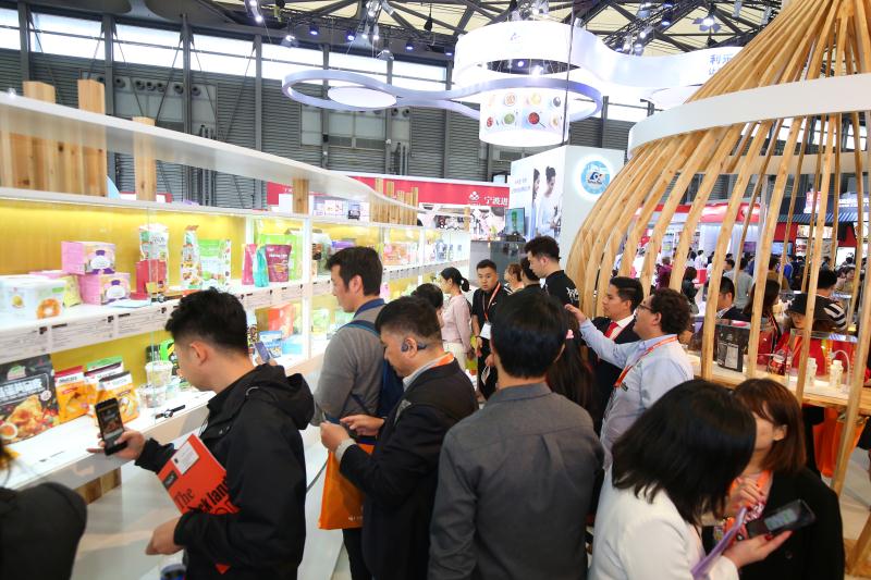 展位設(shè)計幫企業(yè)玩轉(zhuǎn)不同風(fēng)格 展覽知識 第1張-聯(lián)拓創(chuàng)意 展位設(shè)計幫企業(yè)玩轉(zhuǎn)不同風(fēng)格 展覽知識 第1張